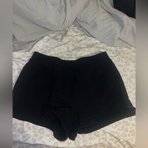 Aritzia TNA Sweatfleece Cozy Fleece sweat shorts